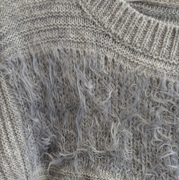 Anthropologie Sleeping on Snow Sweater Long Sleeve Ruffle Fuzzy Wool Blend L - Picture 4 of 7